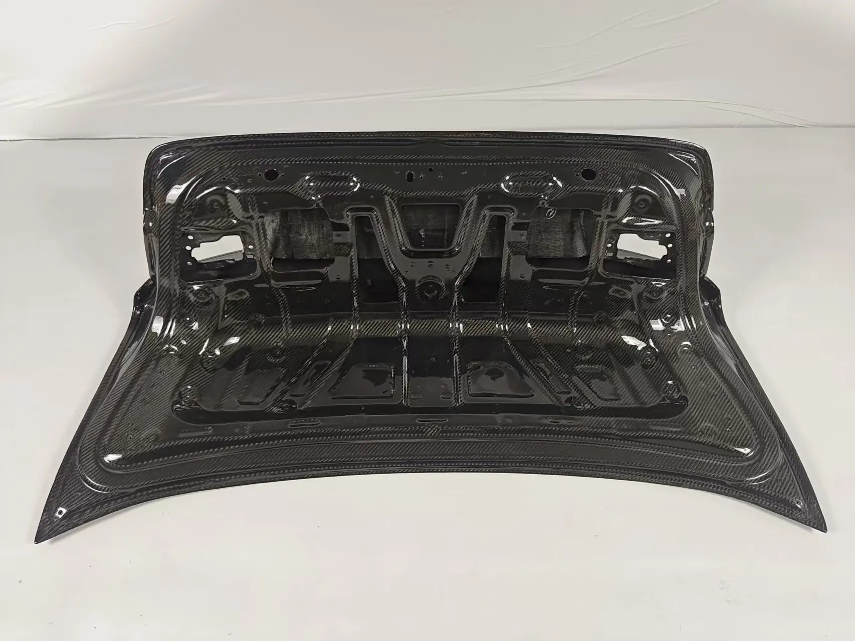 YX High Quality Dry Carbon Fiber Trunk Lid for  5 Series G30 G38 M5 F90 OEM Style Lightweight Upgrade Trunk Cover